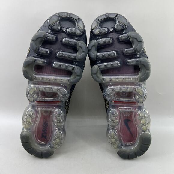 Nike Air VaporMax Flyknit 2 Cheetah Shoes Women Size 10 Black Red Low Sneakers - Picture 7 of 8